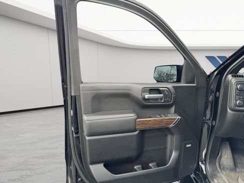 Used 2021 Chevrolet Silverado 1500 High Country AWD/4WD image 9