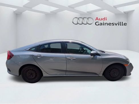 Used 2020 Honda Civic LX image 2