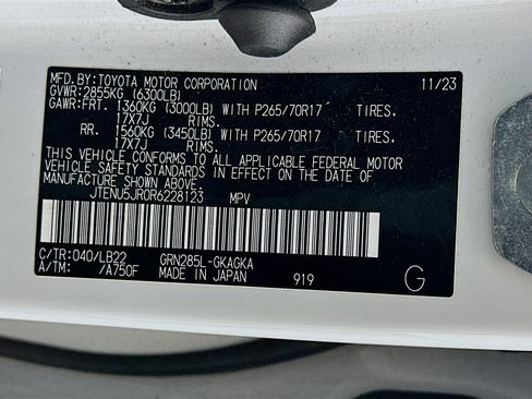 Used 2024 Toyota 4Runner SR5 Premium image 12