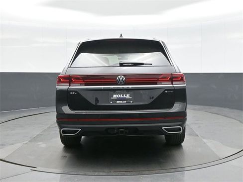 New 2026 Volkswagen Atlas SEL image 6
