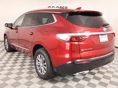 Used 2022 Buick Enclave Premium AWD/4WD image 23