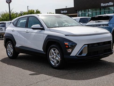 New 2026 Hyundai Kona SE FWD image 6