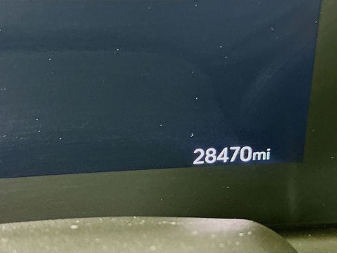 Used 2025 Buick Envista Sport Touring FWD image 18