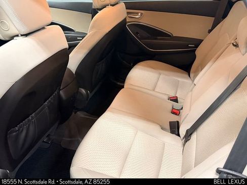 Used 2014 Hyundai Santa Fe GLS FWD image 13