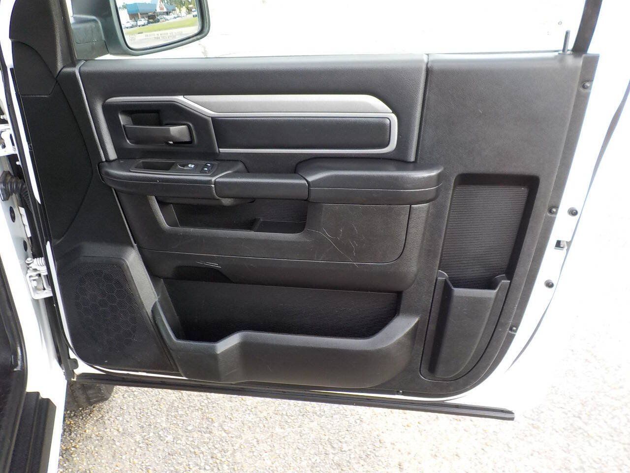 Used 2022 RAM 2500 Tradesman RWD image 26