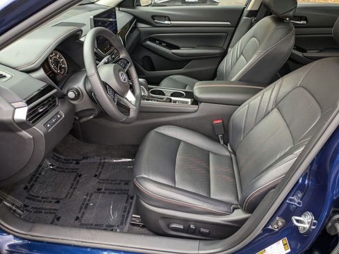 Used 2024 Nissan Altima 2.5 SR w/ SR Premium Package image 20