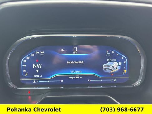 Used 2023 Chevrolet Suburban Z71 w/ Luxury Package AWD/4WD image 9