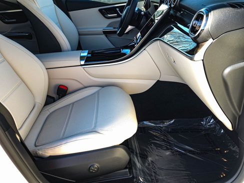New 2026 Mercedes-Benz GLC 300 4MATIC image 35