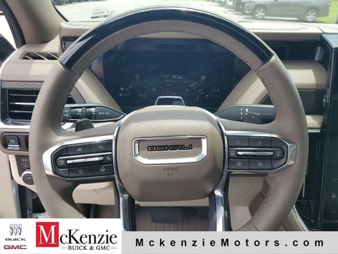 New 2026 GMC Yukon XL Denali w/ Denali Reserve Package AWD/4WD image 11