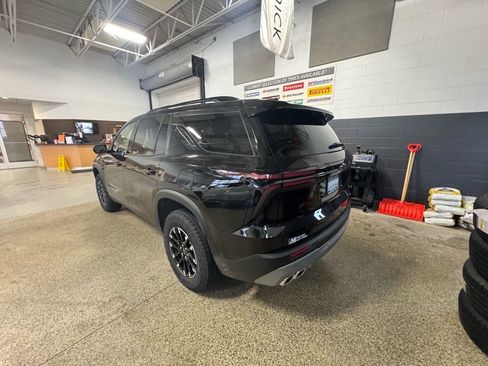 Certified 2024 Chevrolet Traverse Z71 w/ Enhanced Driving Package image 7