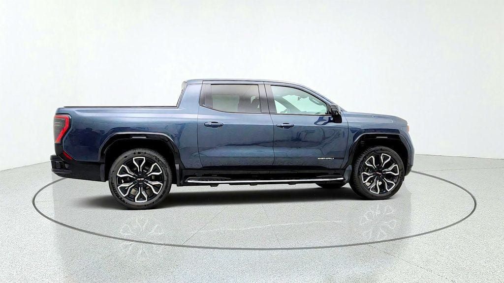 Used 2026 GMC Sierra EV Denali AWD/4WD image 4