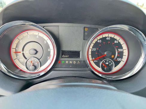 Used 2019 Dodge Grand Caravan SE image 15