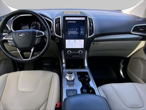 Used 2021 Ford Edge Titanium FWD image 16
