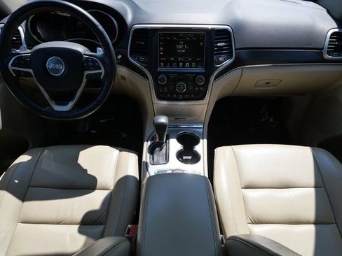 Used 2016 Jeep Grand Cherokee Limited AWD/4WD image 12