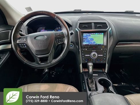 Used 2016 Ford Explorer Platinum AWD/4WD image 25