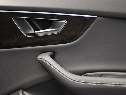 New 2026 Audi Q8 Premium Plus image 51