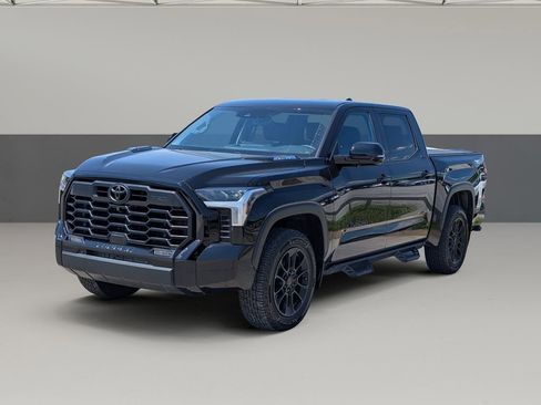 Used 2024 Toyota Tundra Limited w/ TRD Off-Road Package AWD/4WD image 6