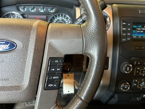 Used 2013 Ford F150 XLT w/ Luxury Equipment Group RWD image 19