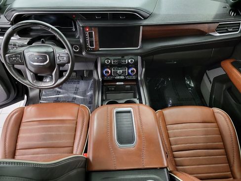 Certified 2024 GMC Yukon Denali Ultimate image 7