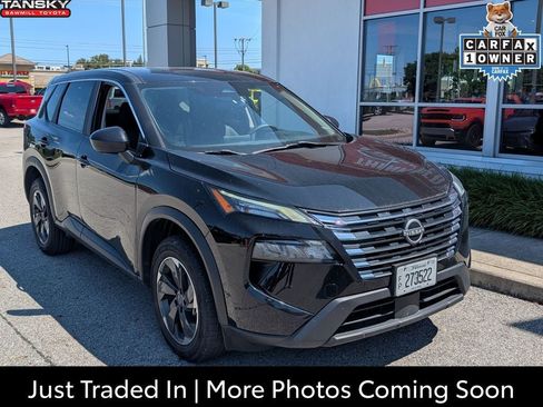 Used 2024 Nissan Rogue SV AWD/4WD image 1