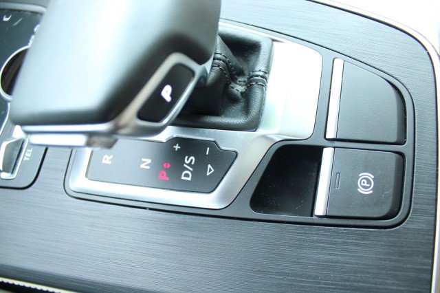 Used 2019 Audi Q5 2.0T Premium Plus w/ Premium Plus Package AWD/4WD image 21
