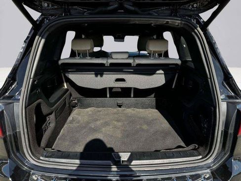 Used 2025 Mercedes-Benz GLB 250 image 48