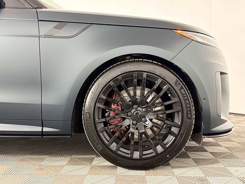 New 2026 Land Rover Range Rover Sport SV AWD/4WD image 32