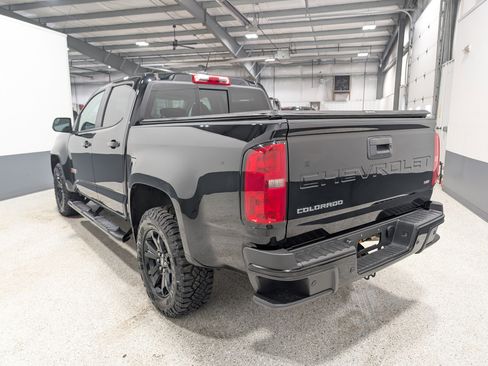 Used 2021 Chevrolet Colorado Z71 w/ Z71 Midnight Edition image 5