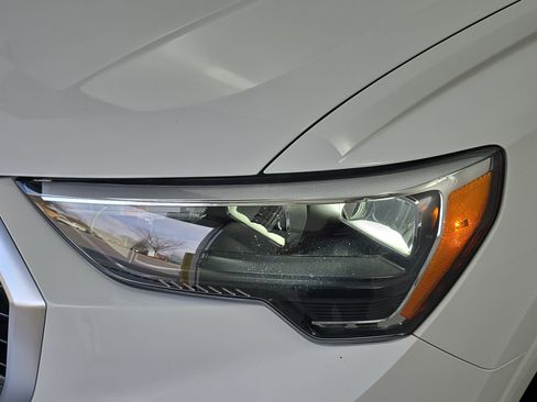 Used 2021 Audi Q3 2.0T Premium image 30