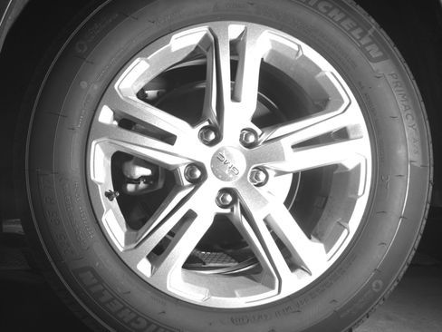 Used 2024 GMC Terrain SLE image 14