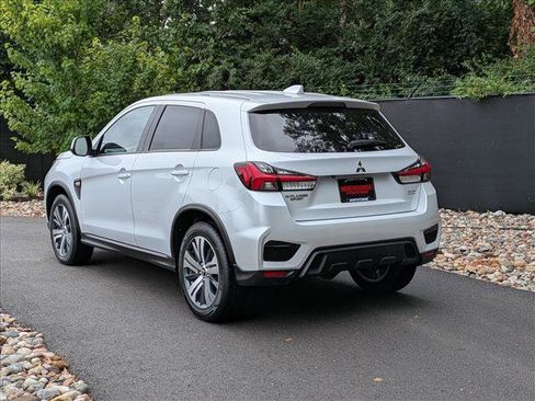 Used 2024 Mitsubishi Outlander Sport ES AWD/4WD image 3
