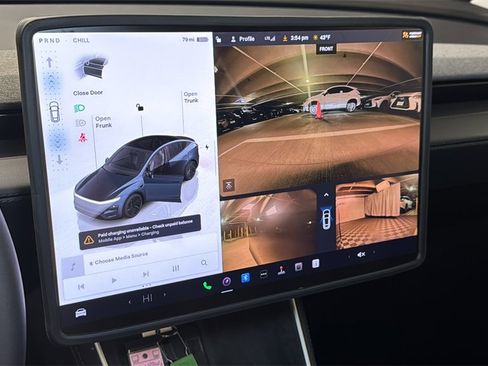 Used 2026 Tesla Model Y 2WD image 29