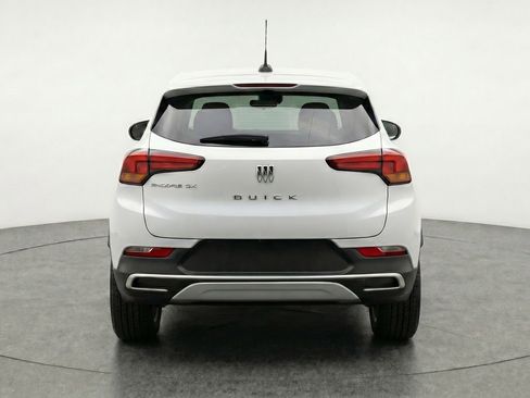 Used 2025 Buick Encore GX Preferred AWD/4WD image 7