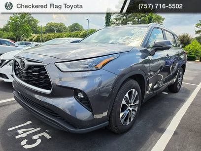 Used 2023 Toyota Highlander XLE