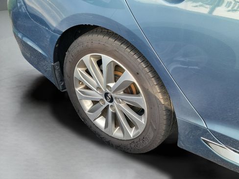 Used 2016 Hyundai Sonata Sport w/ Option Group 02 FWD image 19