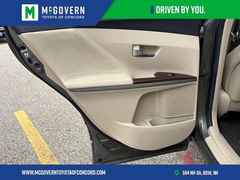 Used 2014 Toyota Venza XLE AWD/4WD image 17