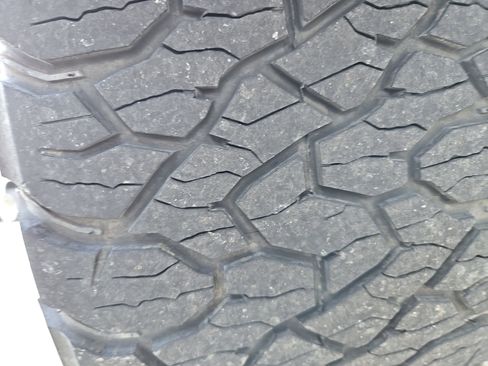 Used 2024 GMC Sierra 2500 AT4 w/ AT4 Premium Plus Package image 19