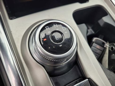 Certified 2022 Ford Explorer XLT w/ Equipment Group 202A image 24