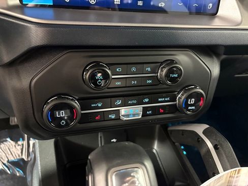 Certified 2023 Ford Bronco Outer Banks AWD/4WD image 19