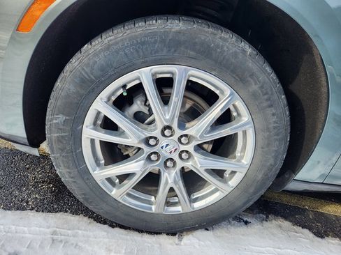 Used 2023 Buick Enclave Essence w/ Experience Buick Package image 28