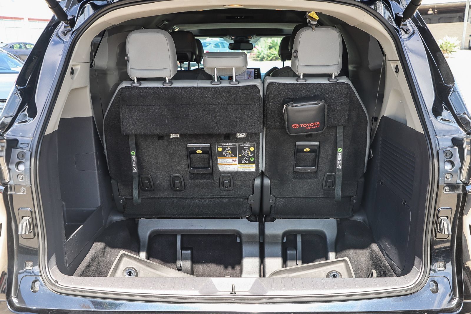 Certified 2023 Toyota Sienna Limited AWD/4WD image 27