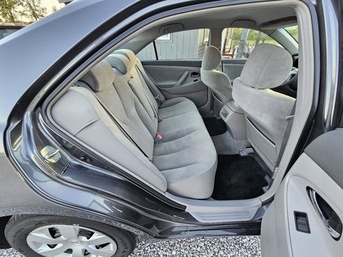 Used 2007 Toyota Camry LE image 25