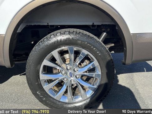 Used 2016 Ford F150 Lariat w/ Equipment Group 502A Luxury AWD/4WD image 10