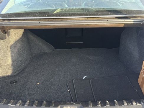 Used 2009 Buick Lucerne Super image 5