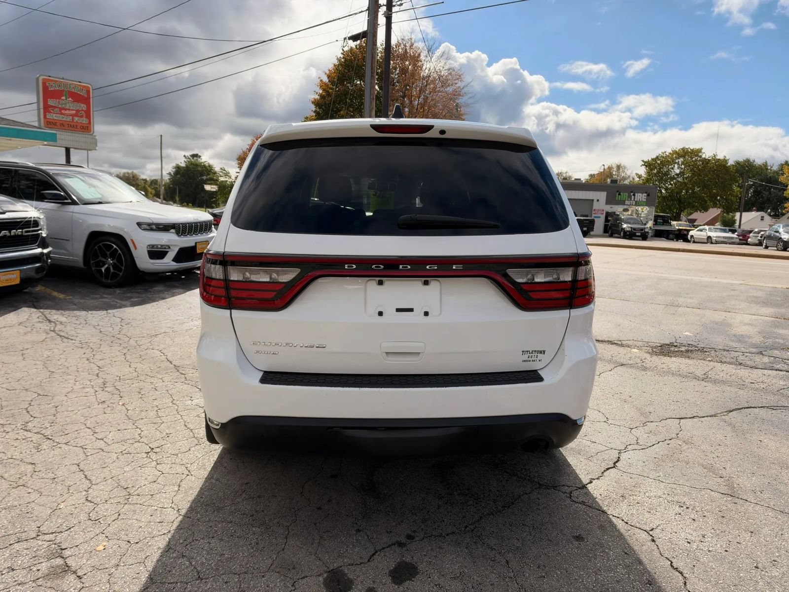 Used 2016 Dodge Durango SXT AWD/4WD image 4