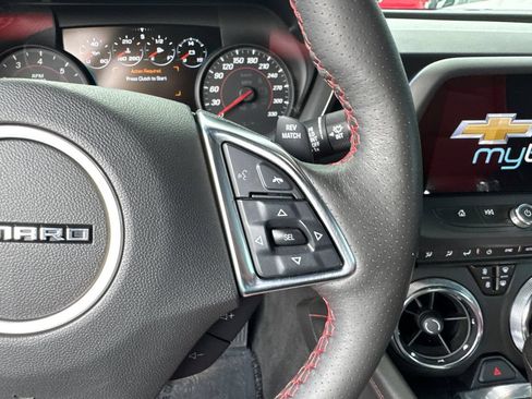 Used 2018 Chevrolet Camaro SS w/ LPO, Ground Effects Package RWD image 20