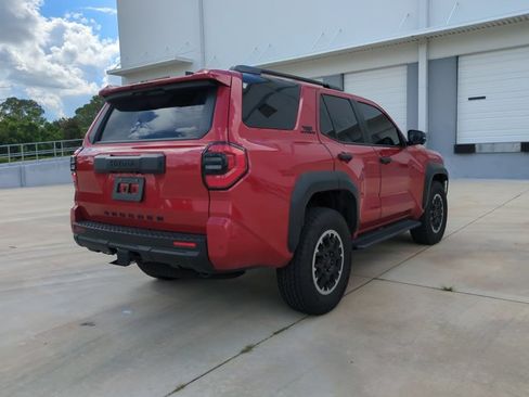Used 2025 Toyota 4Runner TRD Off-Road Premium AWD/4WD image 5