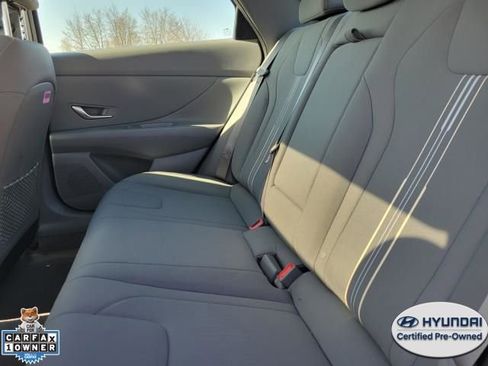 Used 2025 Hyundai Elantra SEL FWD image 8