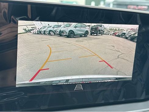 New 2026 Buick Envista Sport Touring w/ Convenience I Package FWD image 25