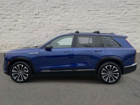 New 2026 Cadillac Vistiq Sport AWD/4WD image 2